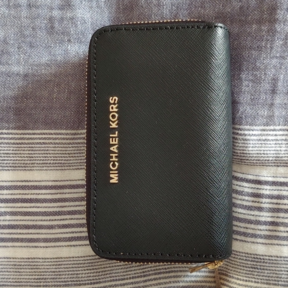 Michael kors card wallet